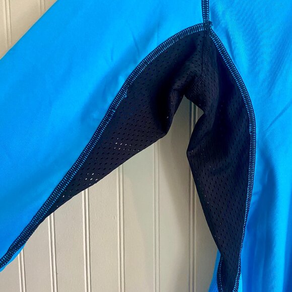 NIKE Pro Combat Boy's DriFit Athletic Shirt, size M - Picture 5 of 6